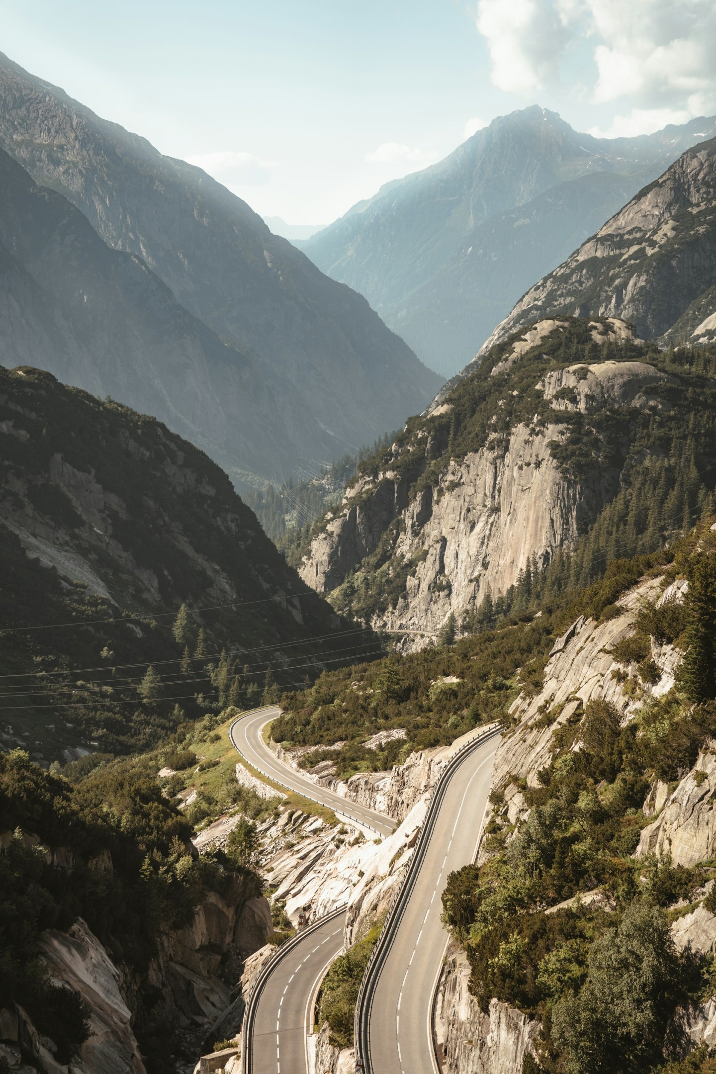 Photo credit: Milosz Roman – Winding Grimsel Pass road through the mountain landscape near Obergoms.