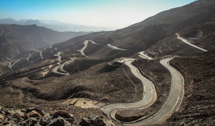 Jebel Jais Driving Guide: UAE’s Best Mountain Road